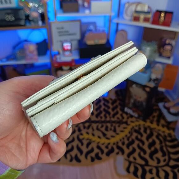 Unused BURBERRY BLUE LABEL Authentic Women Wallet White Beige Nova Check Inside - Picture 6 of 11